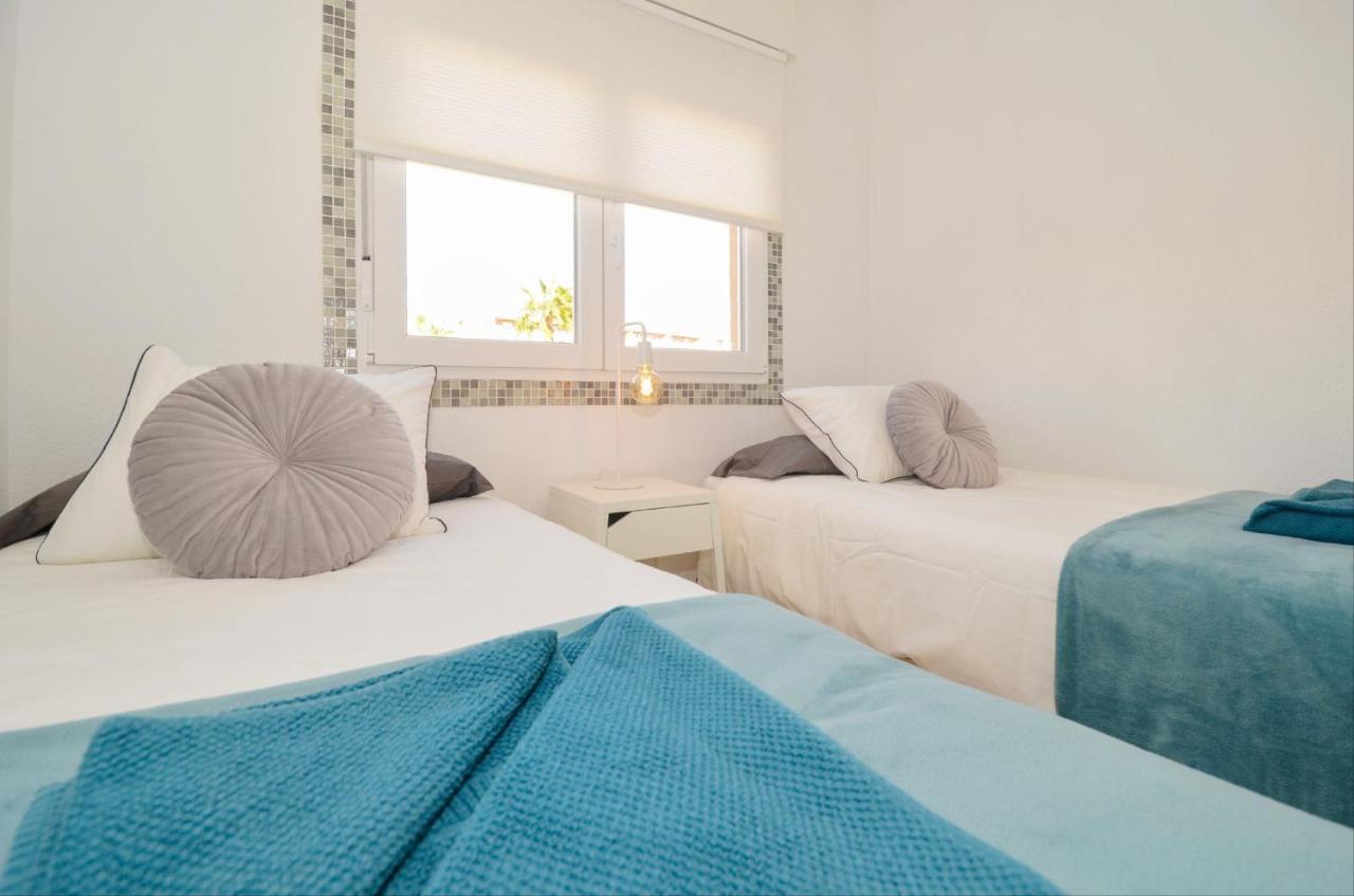 Punta Prima Pleasure With Private Parking In A Gated Community Close To The Beach Torrevieja Exterior foto