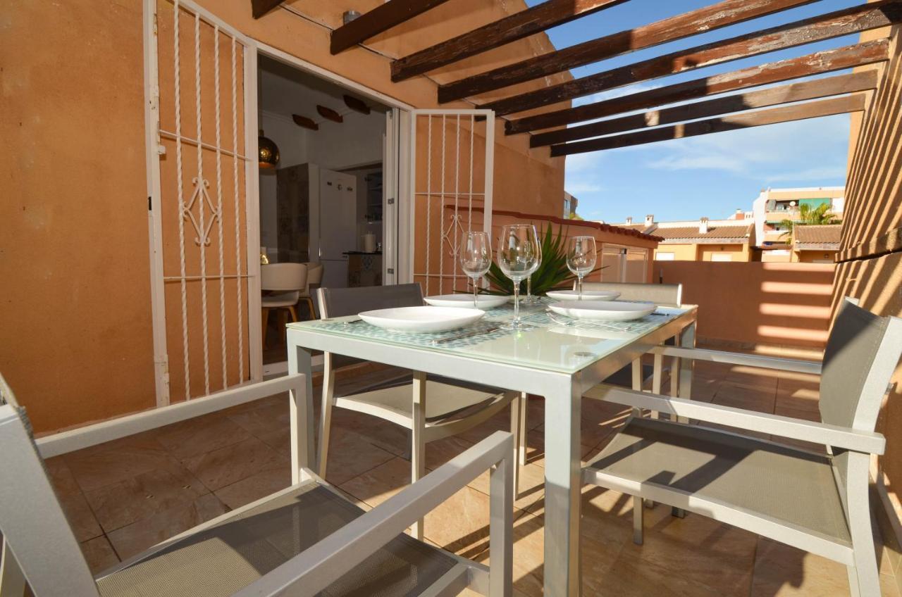 Punta Prima Pleasure With Private Parking In A Gated Community Close To The Beach Torrevieja Exterior foto